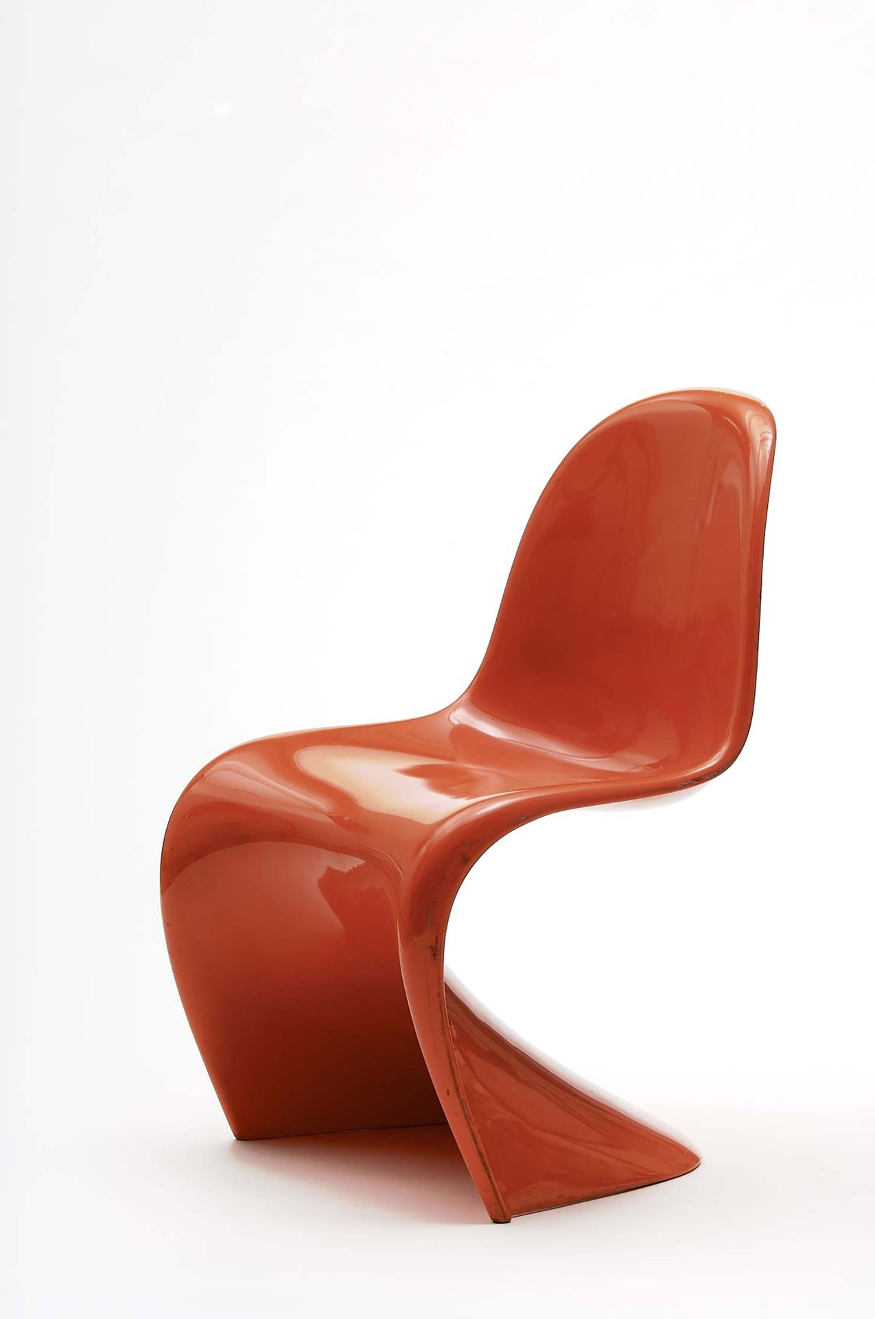 <BODY>Verner Panton, <em>Panton Chair, </em>Kopenhagen, 1967<br />Polyurethan, orange lackiert<br />© MAK/Georg Mayer</BODY>