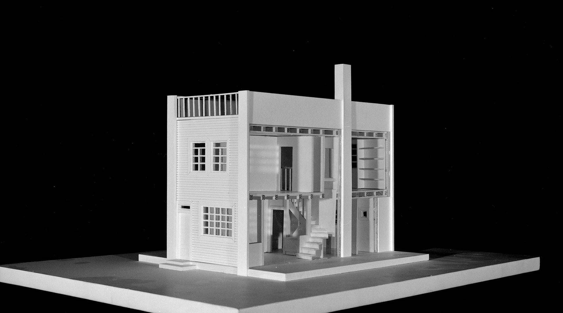 <BODY><div><div>Adolf Loos, House with One Wall, Vienna (project for the development on the Heuberg in Vienna’s 17th district, Röntgengasse 138), 1921</div><div>Model: Klaus Hagenauer, TU Wien, research units Building Construction and Design (Prof. Hans Puchhammer) and Three-Dimensional Design and Model Making (Prof. František Lesák), 1978–1994</div><div>© ALBERTINA, Vienna</div><div> </div></div><br /></BODY>