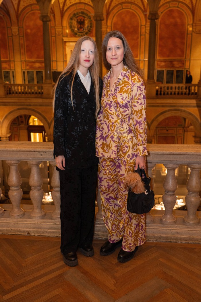 Anouk Lamm Anouk und Marleen Anouk-Roubik