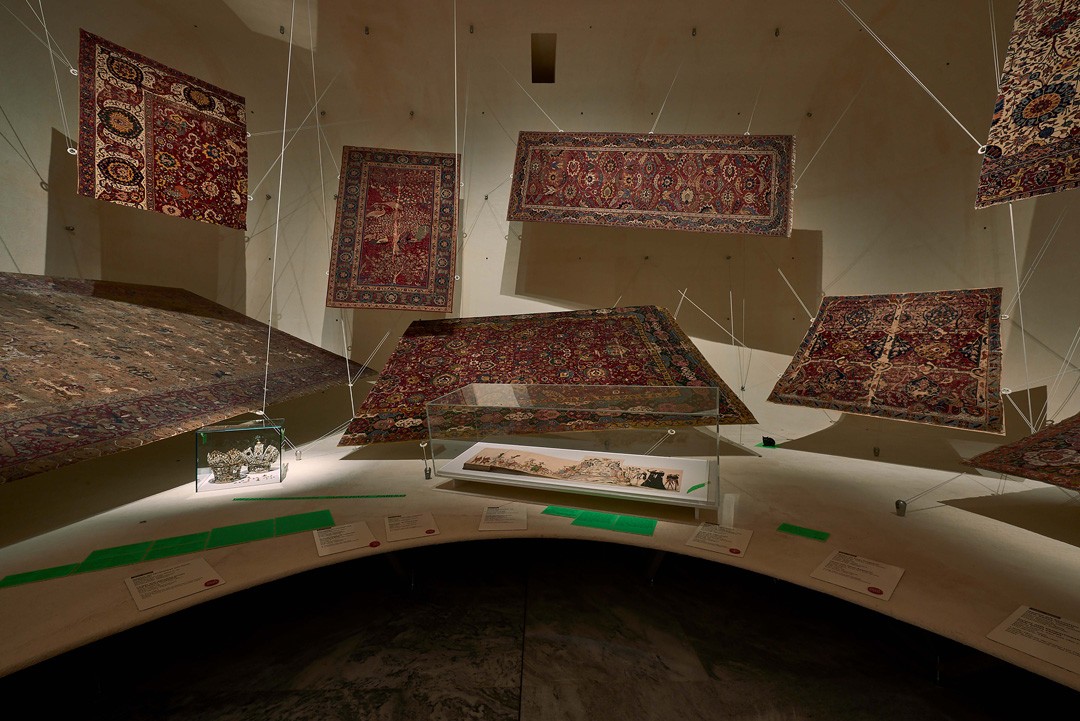 <BODY><div>MAK Exhibition View, 2020</div><div>BOLD AND FREE! The Invasion of Hidden Objects</div><div>MAK Permanent Collection Carpets</div><div>Intervention: fabulous</div><div>from left to right: Ciborium Crowns, Hall in Tyrol, 1657; Heinrich Wirrich, “True Description</div><div>of the Most Christian, Most Commendable, and Most Royal Settlement or Marriage”, 1571 </div><div>© MAK/Georg Mayer</div><div> </div></BODY>