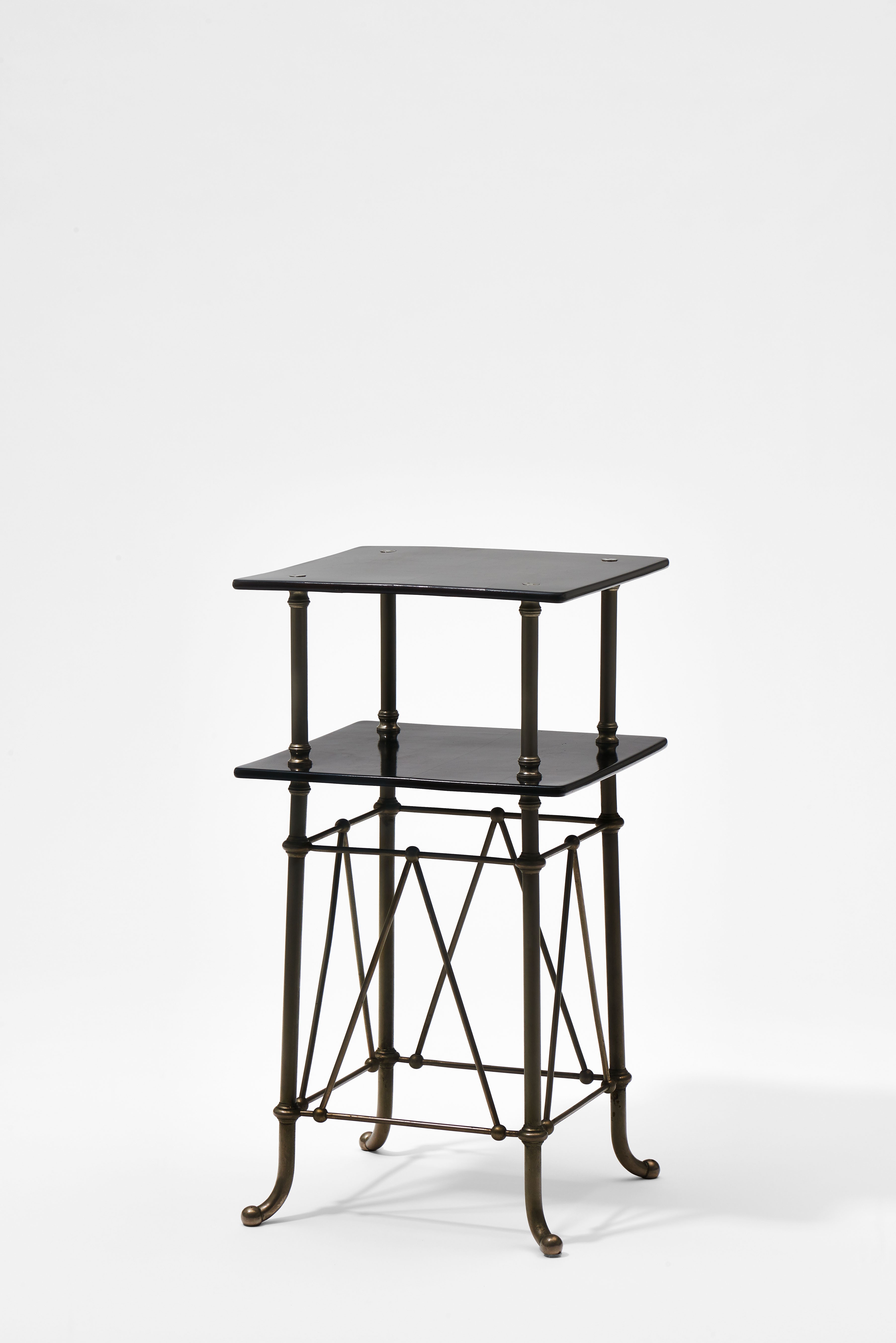 <BODY><div>Otto Wagner, Side table from his own apartment in Köstlergasse 3, Vienna’s 6th district, 1898</div><div>© MAK/Georg Mayer</div></BODY>