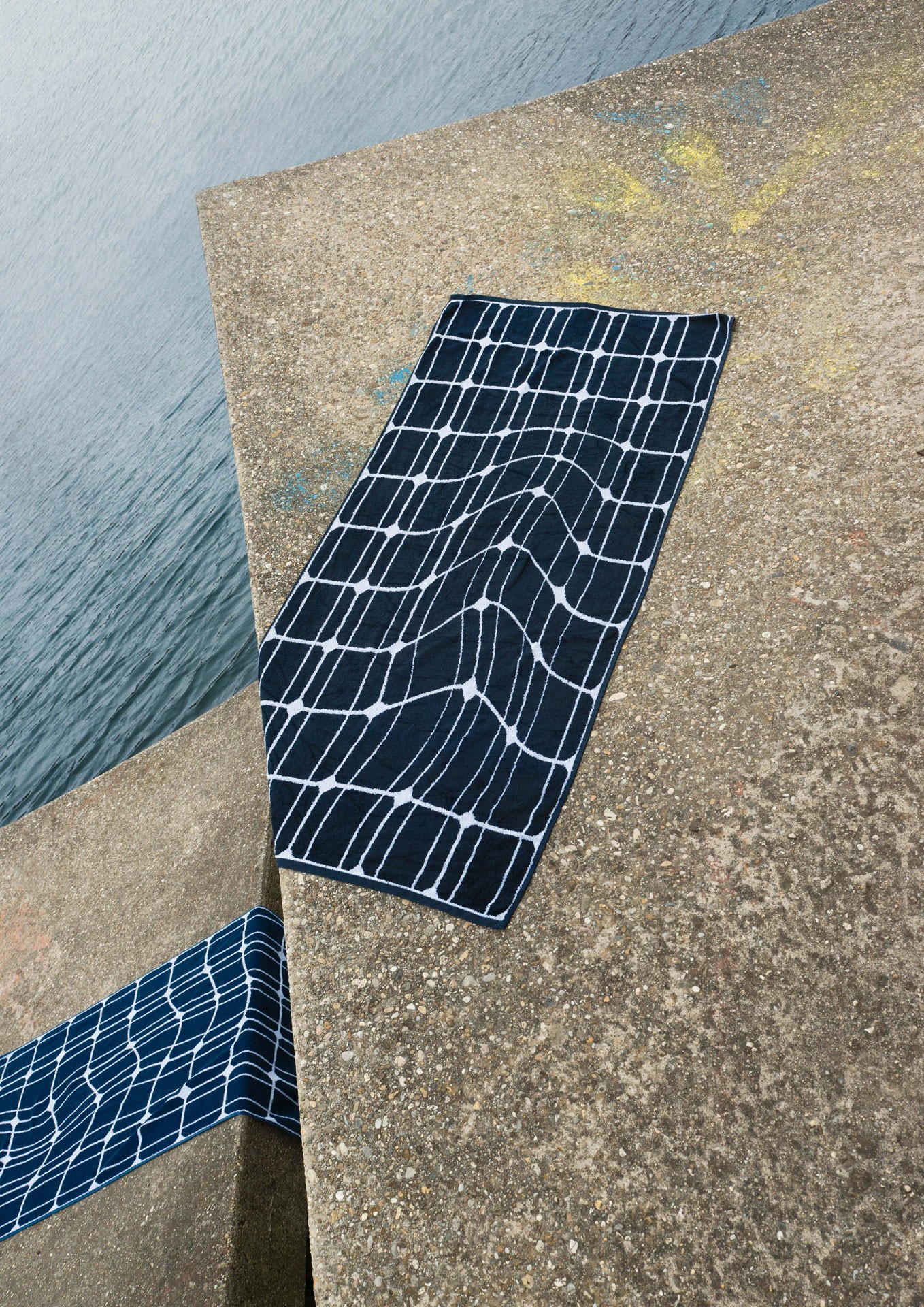 <BODY><div>Johanna Pichlbauer, Copa Solar, 2021</div><div>Towels, small series, manufacturer: Vossen</div><div>© Marlene Mautner</div><div> </div></BODY>