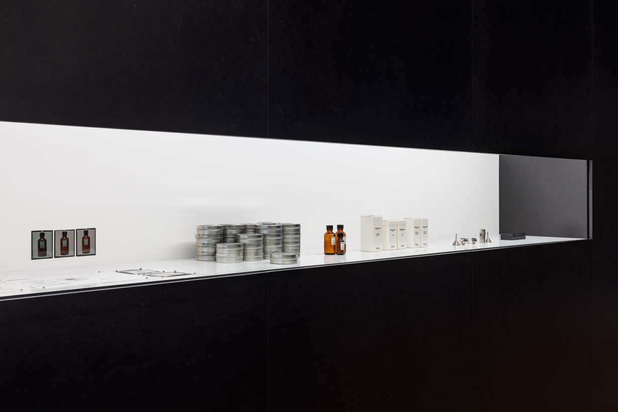 Exhibition HELMUT LANG