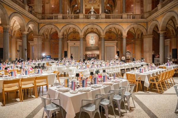 Das MAK lud zum exklusiven Künstler*innendinner 