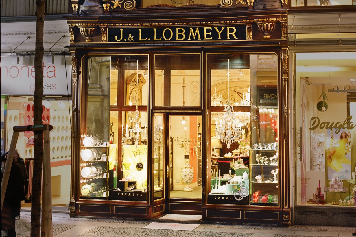 Salesroom of LOBMEYR 