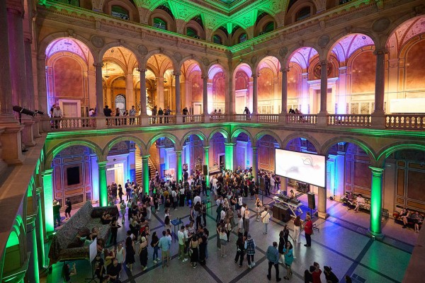 „United by Music“ im Museum: Das MAK lädt zum Public Viewing des Eurovision Song Contest-Finales