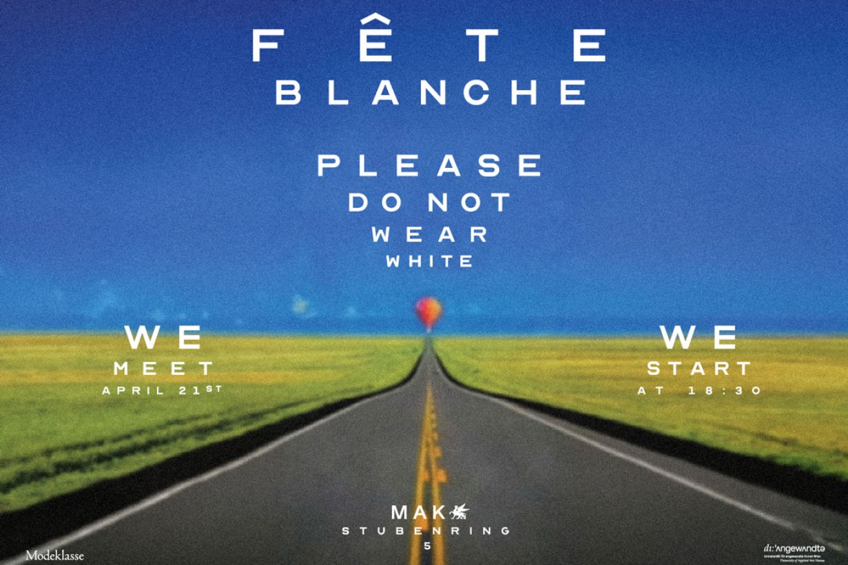 Straße und Schrift "Fête Blanche"