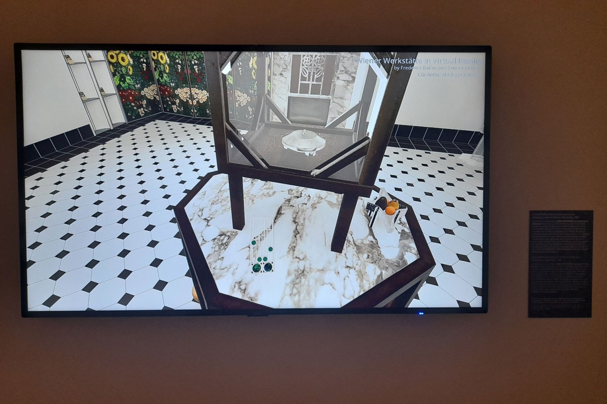 Foto eines Bildschirms auf dem eine VR Installation zu sehen ist.