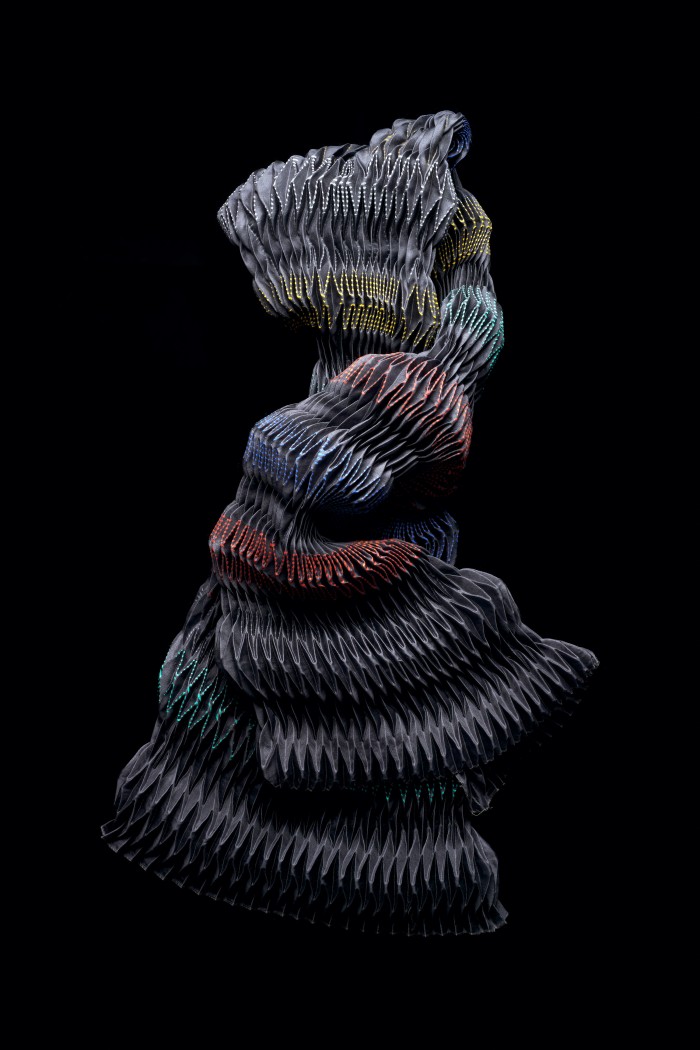 Seide, plissiert, beidseitig bedruckt