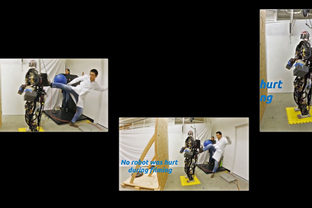 Filmstills, Kampszene Mensch gegen Roboter