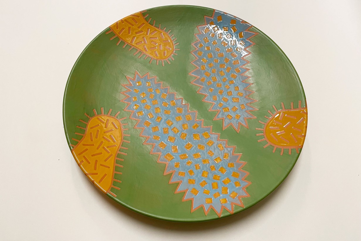 Ceramic plate, green, yellow, gray