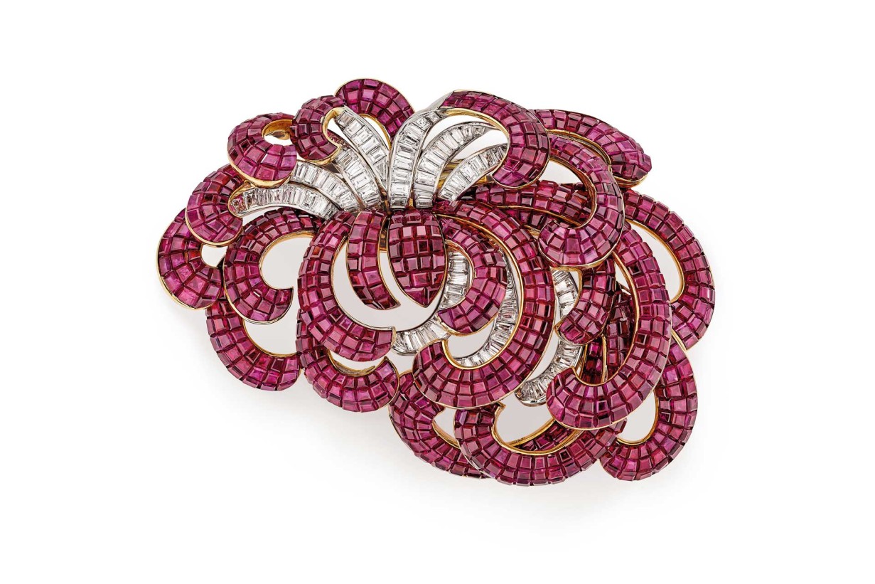 Diamantenbesetzter Clip