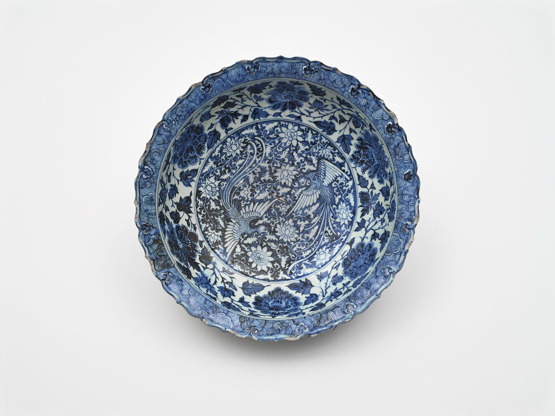 <BODY>Dish, China, Yuan dynasty (1271–1368), mid-14th c. © MAK/Georg Mayer</BODY>