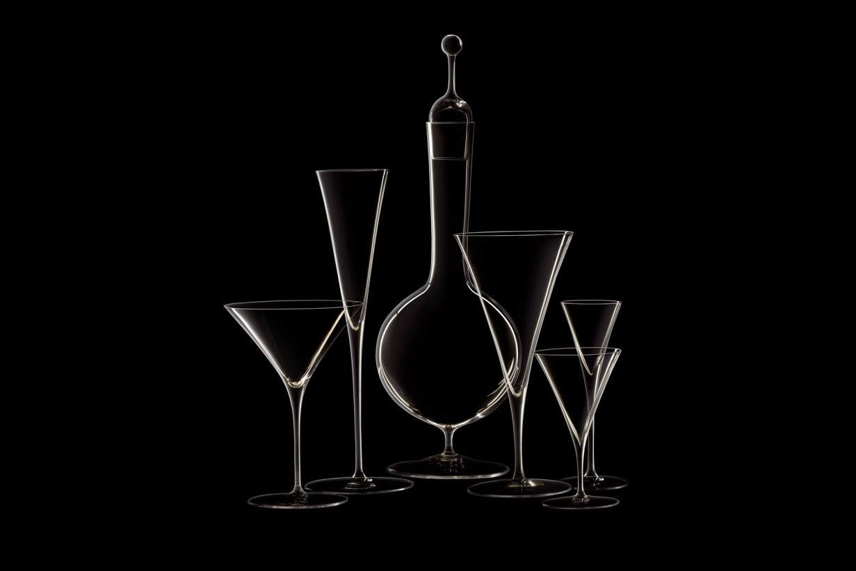 Drinking set of 5 glasses and a carafe