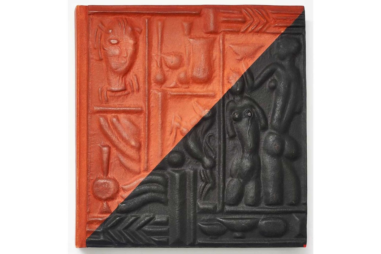 Einband aus Ton der Publikation Die Wiener Werkstätte 1903–1928. Modernes Kunstgewerbe und sein Weg