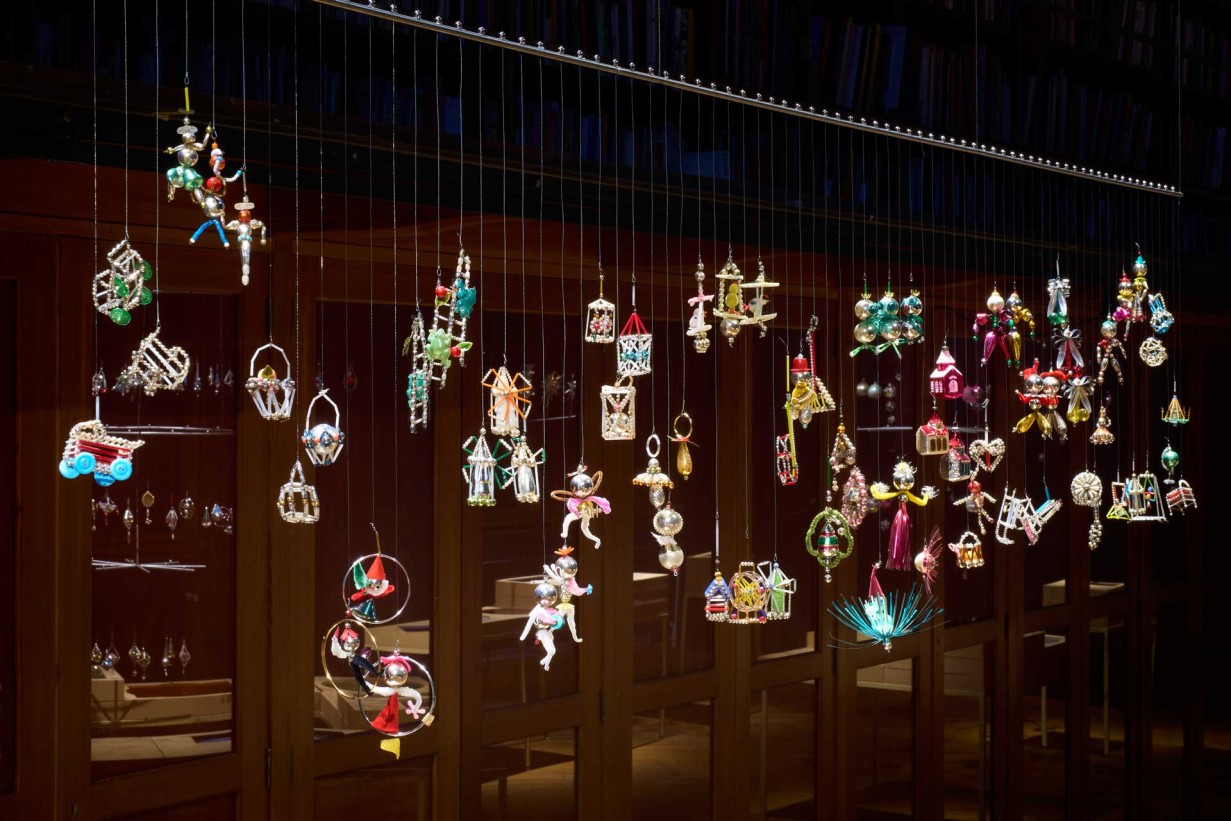 Hanging Christmas tree decorations from Gablonz/Jablonec nad Nisou