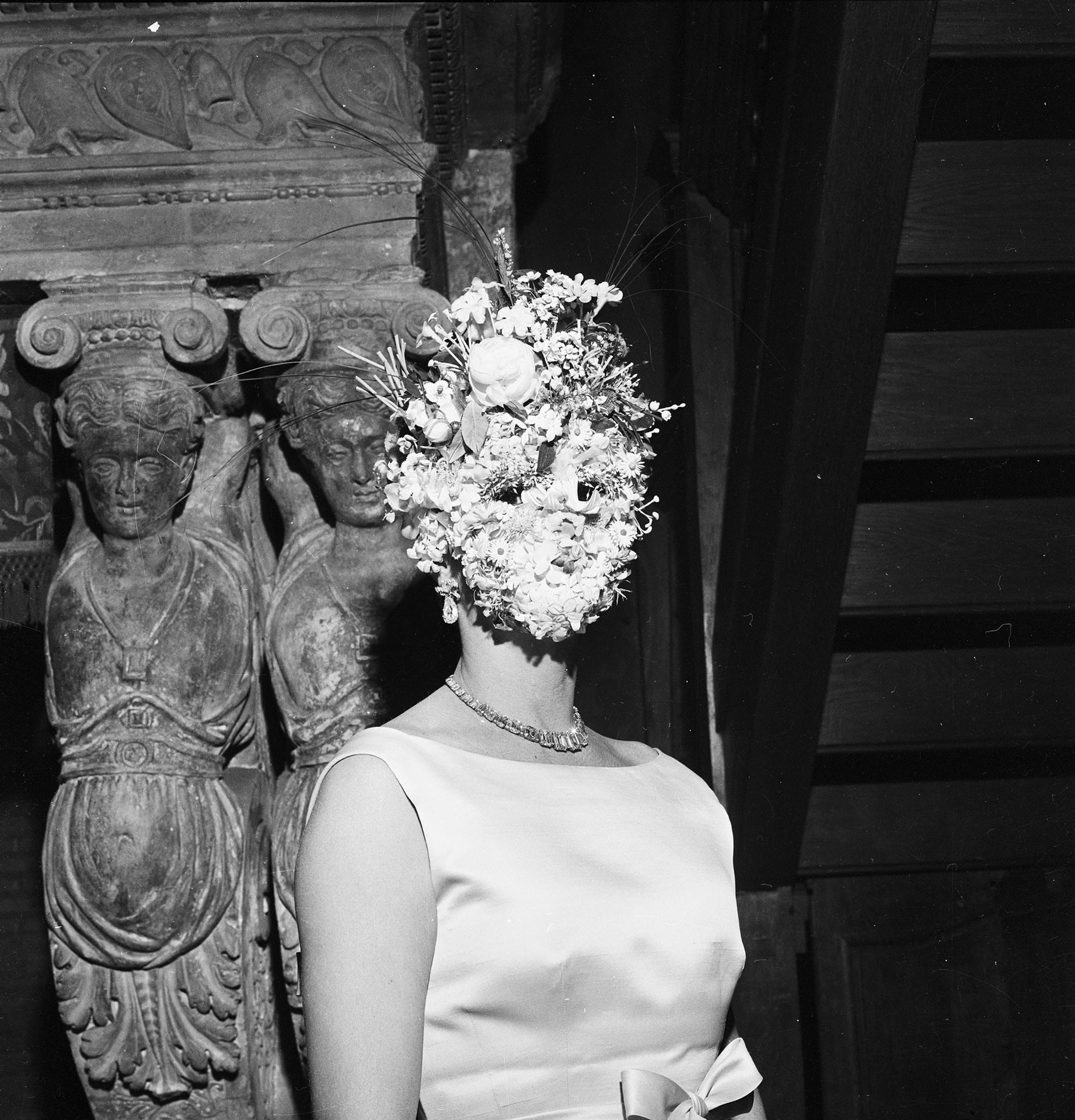 <BODY><div>André Ostier, Patricia Lopez-Willshaw, Winter Ball, Hotel Coulanges, Paris, 30 December 1958</div><div>© A. & A. Ostier</div><div> </div></BODY>