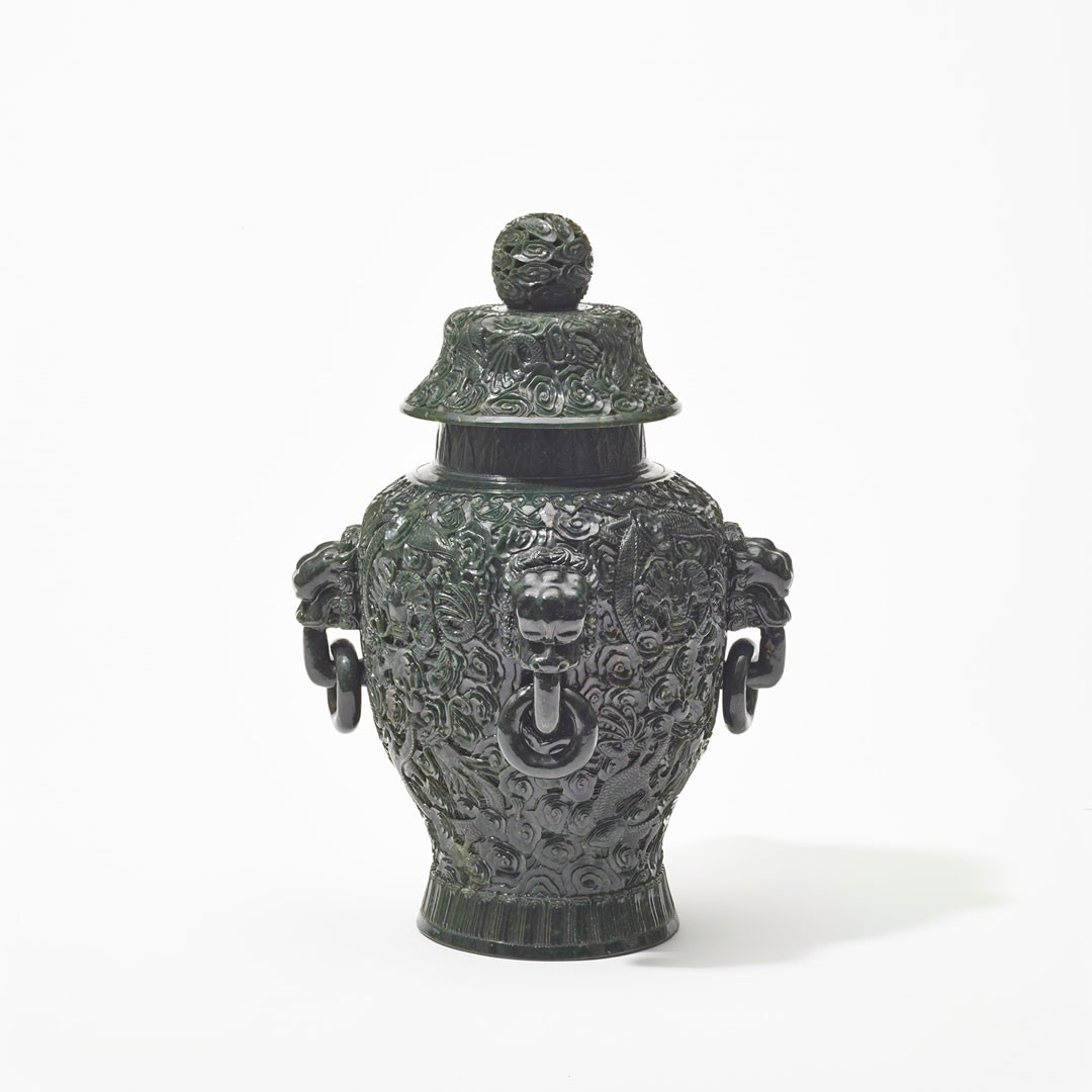 <BODY>Covered vase, China, Qing dynasty, Qianlong period (1736–1795)<br />Carved nephrite, Qianlong period base mark<br />© MAK/Georg Mayer<br /><br /></BODY>