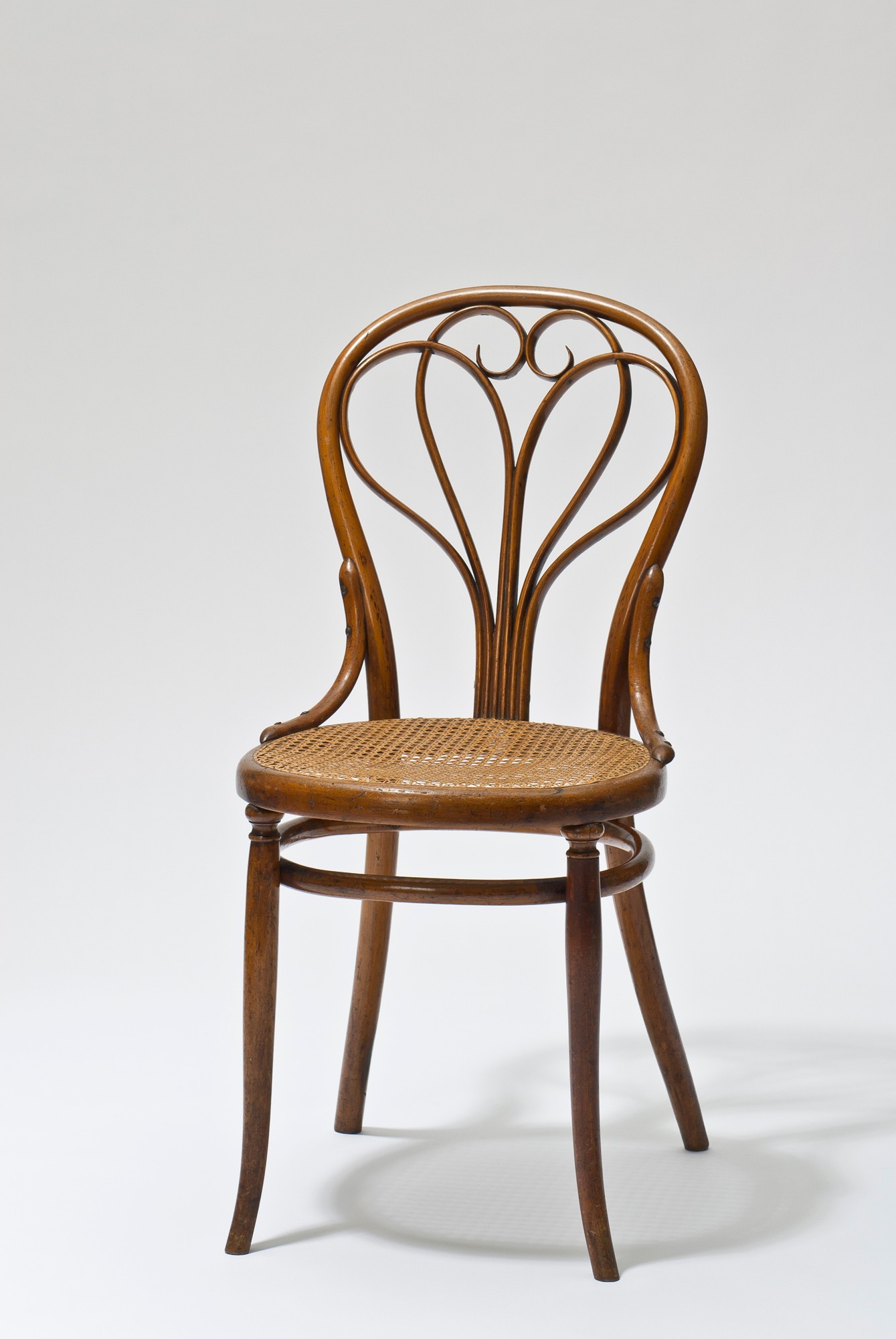 <BODY><div>CHAIR, MODEL NO. 25</div><div>Vienna, ca. 1910</div><div>Manufacture: Mundus</div><div>Beechwood, stained brown, partly bent, woven cane</div><div>H 2186 / 1969, donation Austrian Federal Economic Chamber</div></BODY>