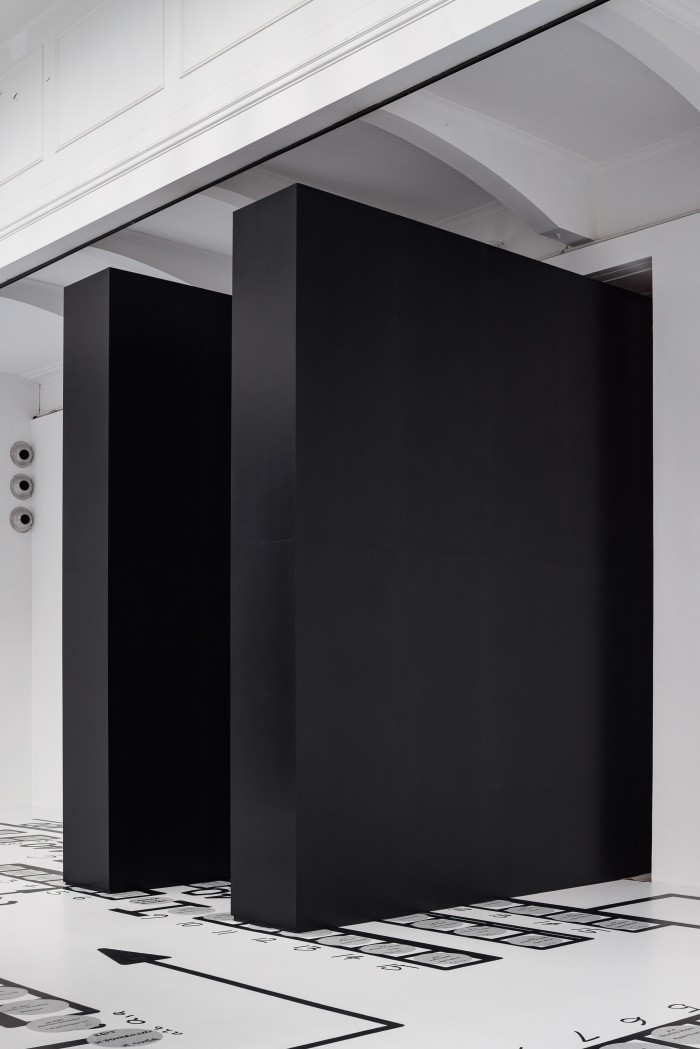 Ausstellung HELMUT LANG