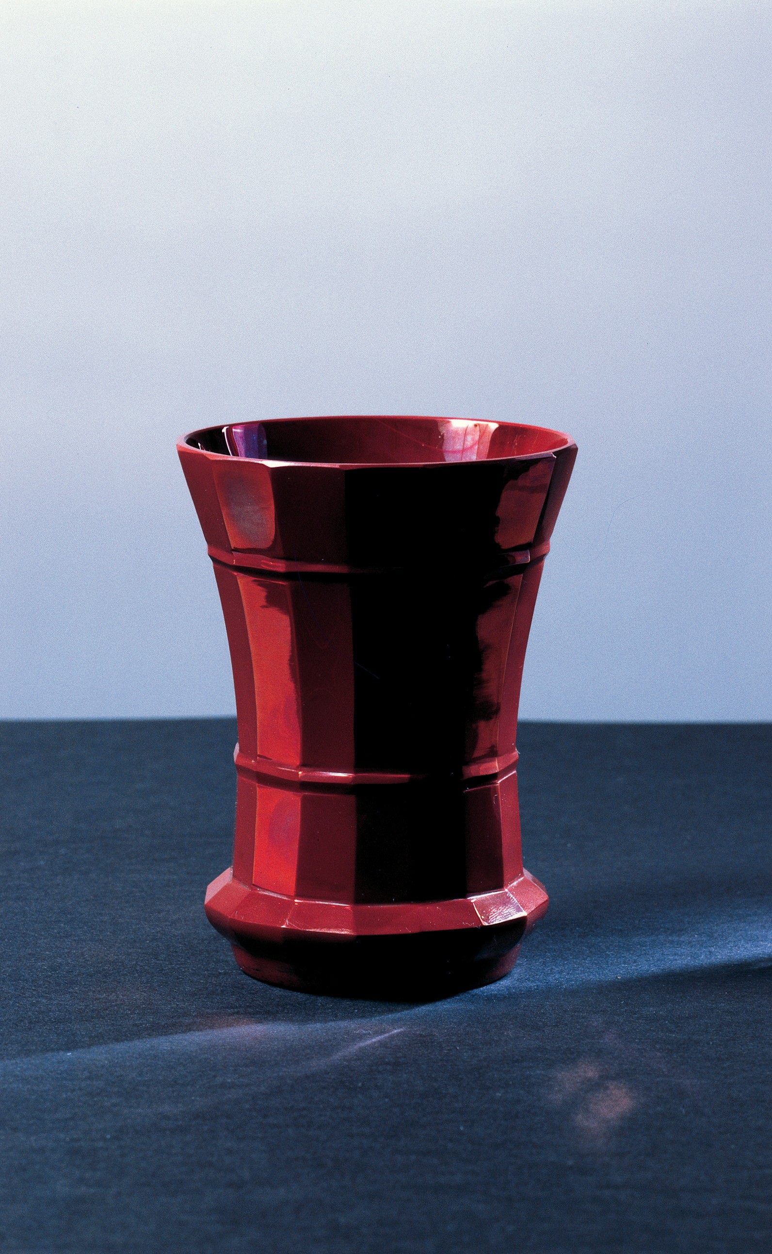 <BODY>CUP</BODY>