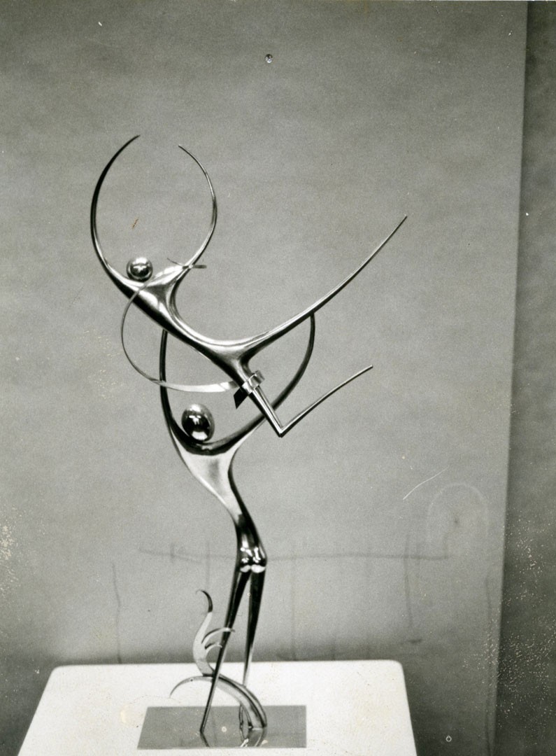 <BODY><div>Fotografie eines Tanzpaares aus Messing von Franz Hagenauer, 1976</div><div>© MAK</div><div> </div></BODY>
