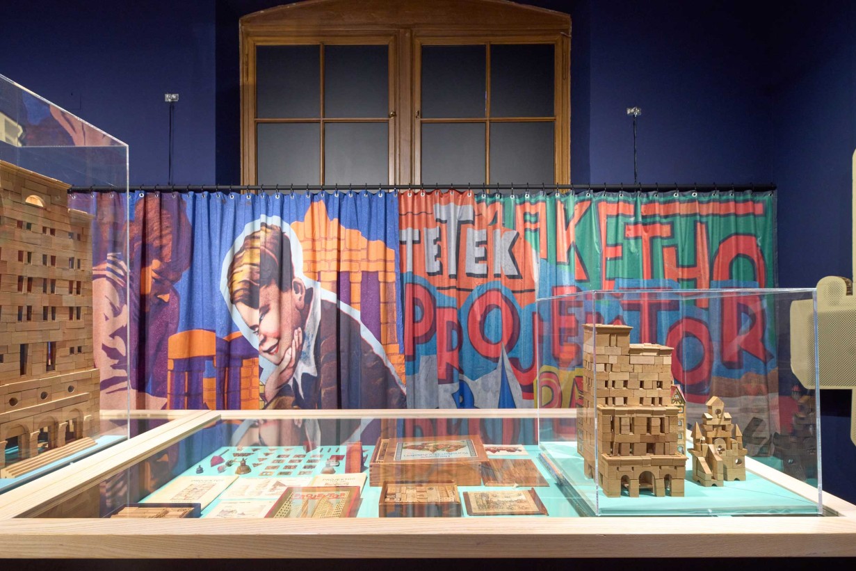 Ausstellungsansicht ARCHITEKTURBAUKÄSTEN im MAK Kunstblättersaal
