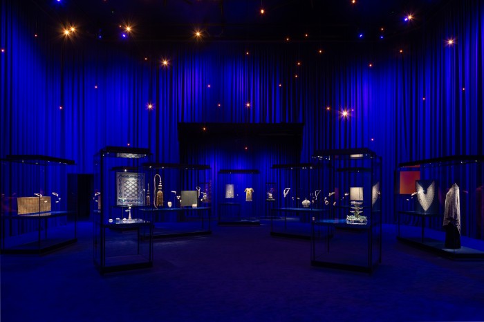 Ausstellungsansicht GLANZSTÜCKE
