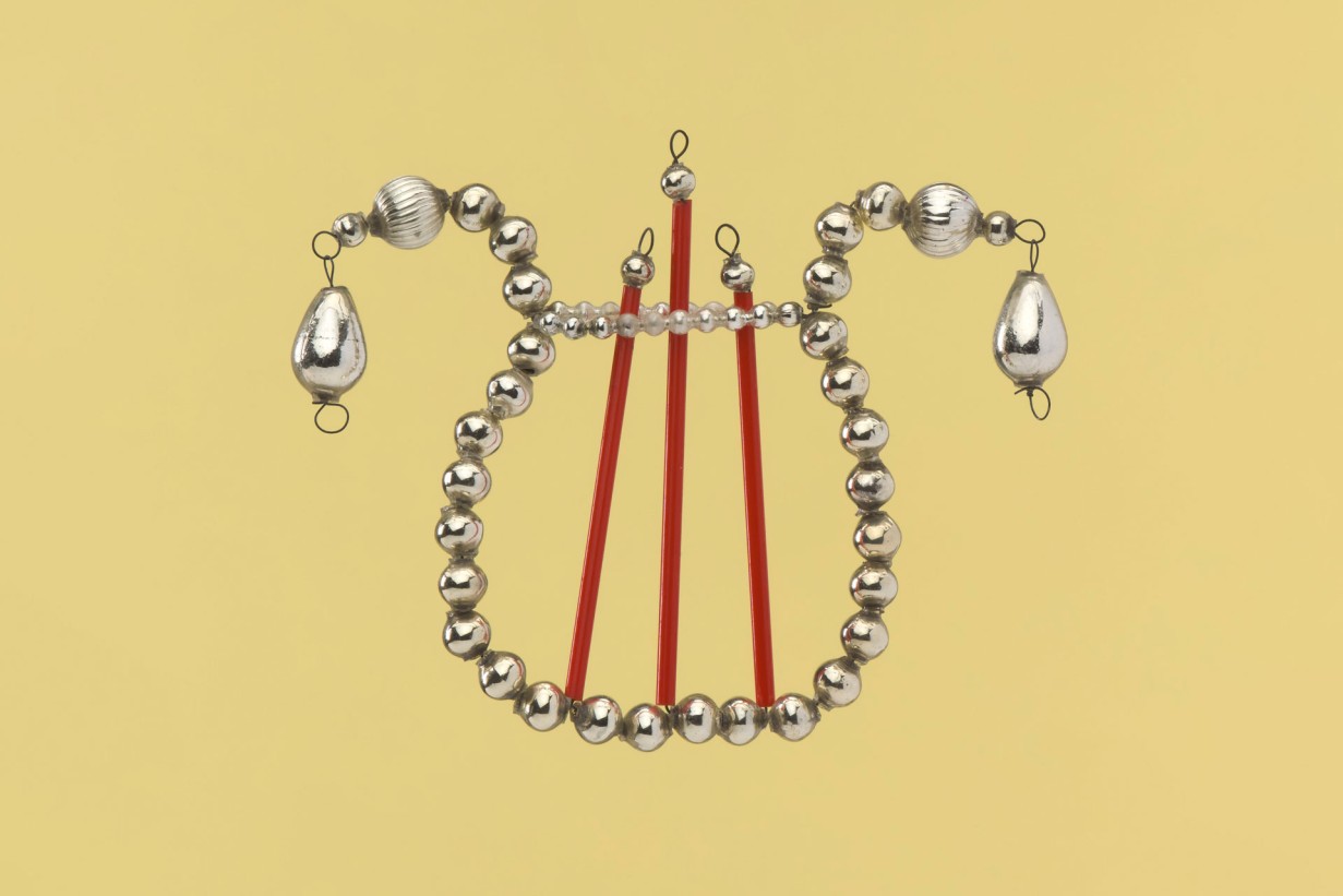 Christbaumschmuck aus Gablonz/Jablonec nad Nisou in From einer Lyra