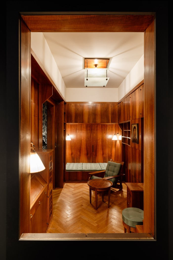 Margarete Schütte-Lihotzky, Raum für Caroline Neubacher