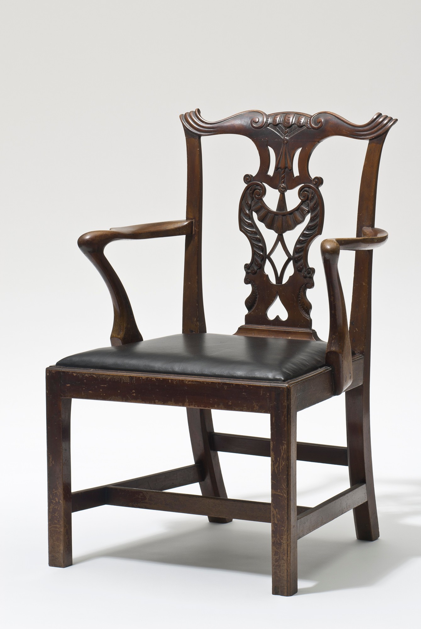 <BODY>John Sollie Henry, CHIPPENDALE-STYLE ARMCHAIR</BODY>